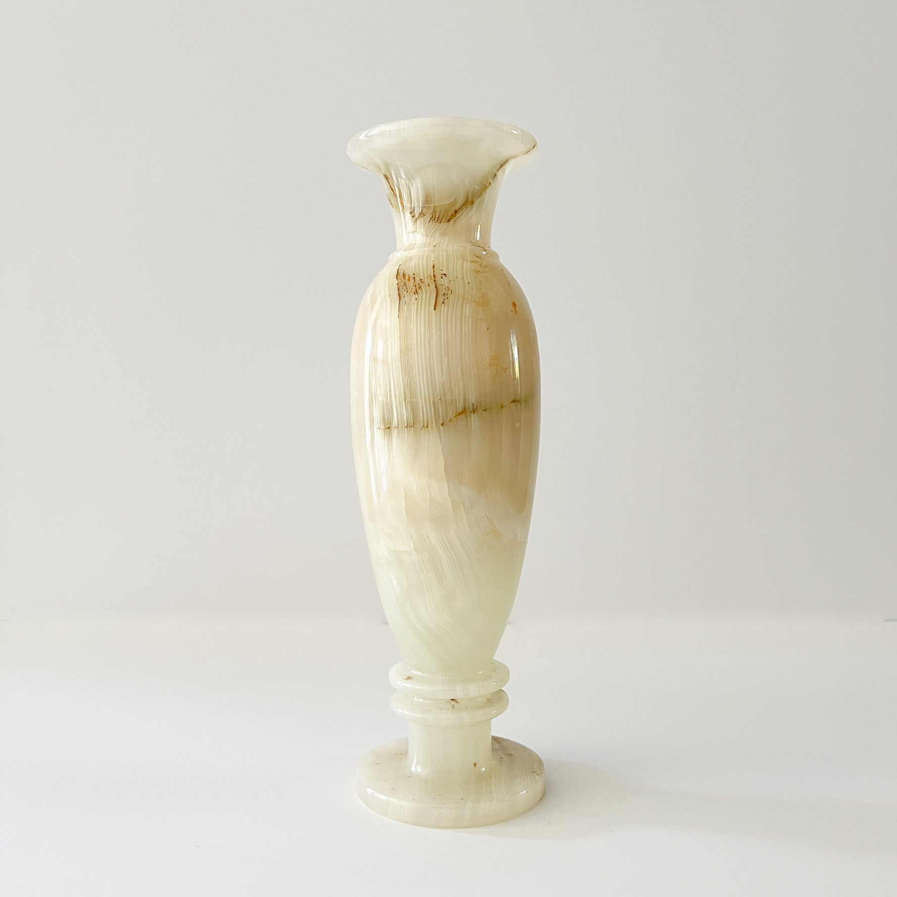 Cora Vintage Onyx Vase