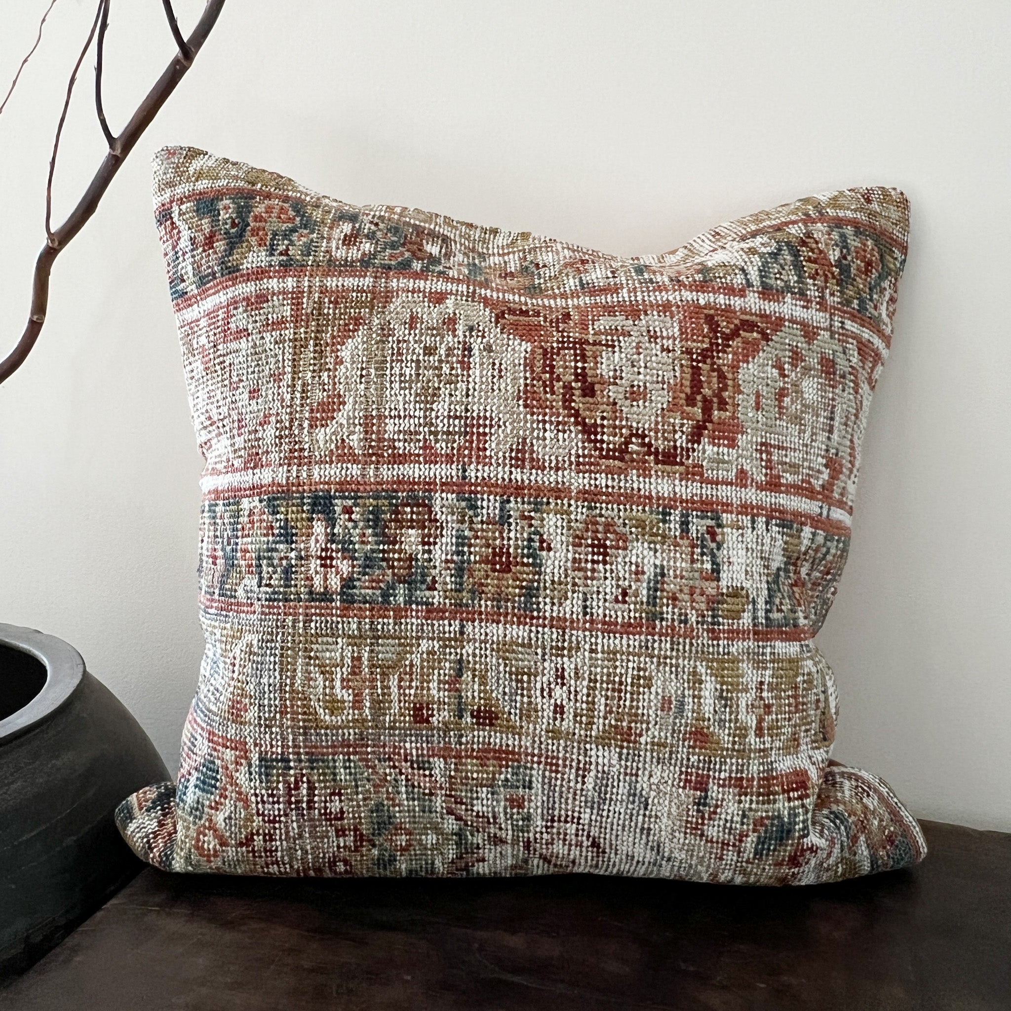 Antique kilim outlet pillows